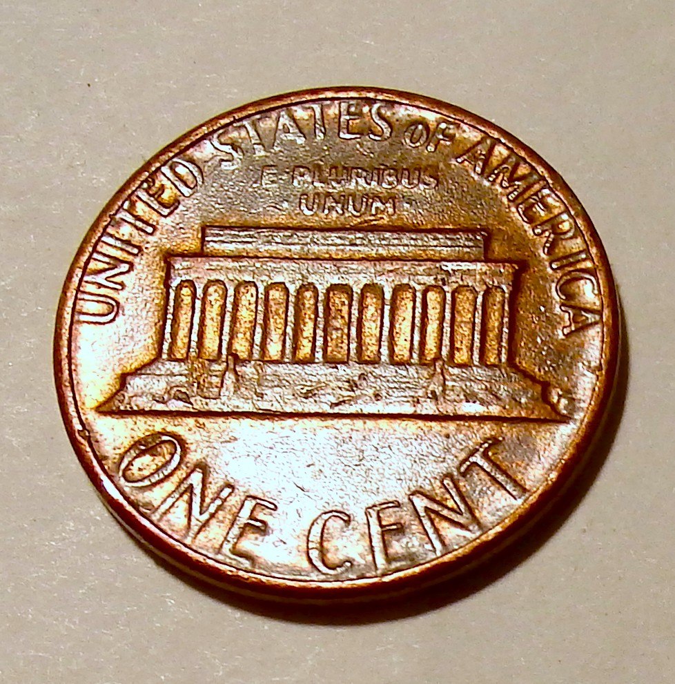 1982-Lincoln-Cent-With-Possible-Die-Error-On-The-L-In-Liberty
