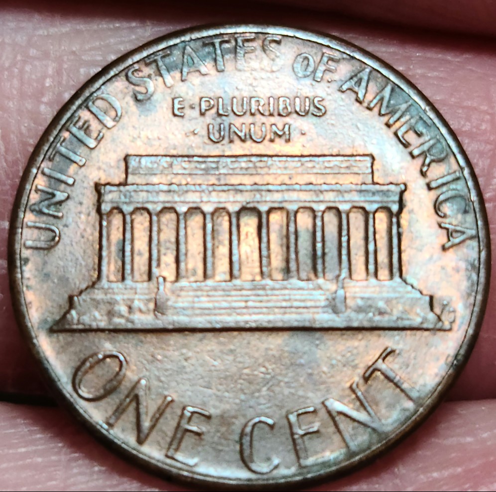 1984-Penny-With-Large-Gap-Between-B-And-E