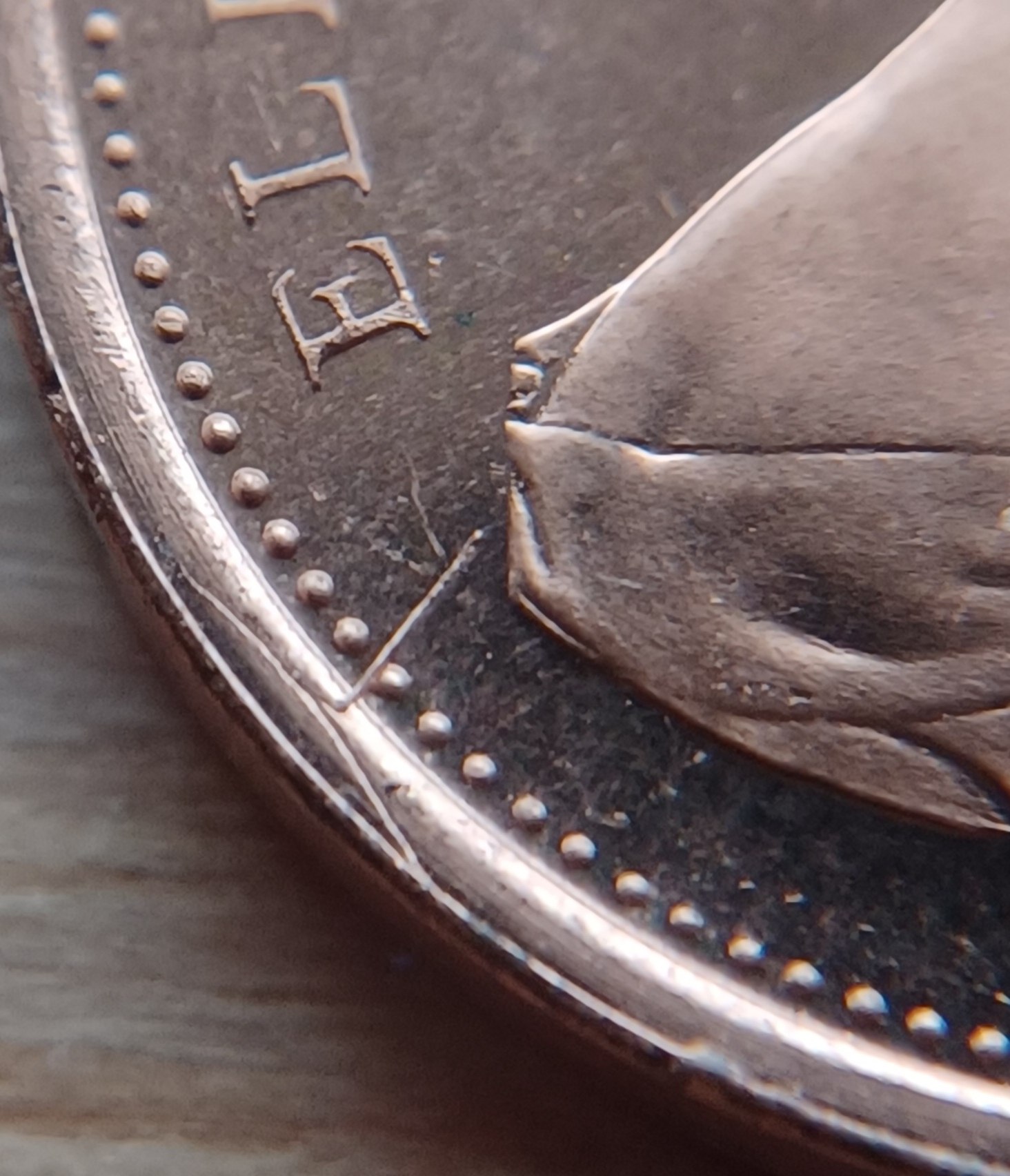 1967-SP-Cent-With-A-Peeling-Lam?