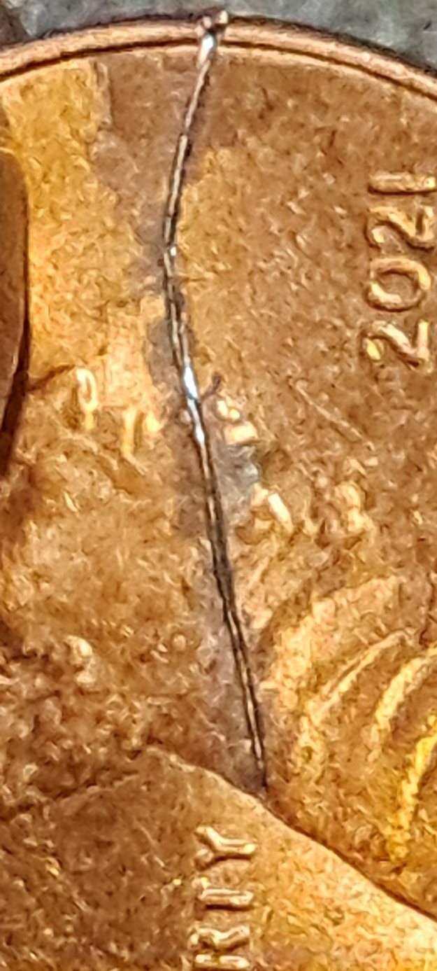 2021-D-Lincoln-Cent-With-Wire-Stuck-In-It
