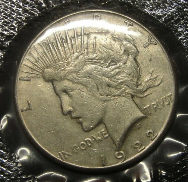 1922-S-Peace-Dollar,-GSA