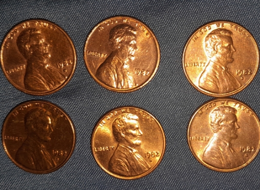 1982-Copper-Pennies-Large-Or-Small-Date
