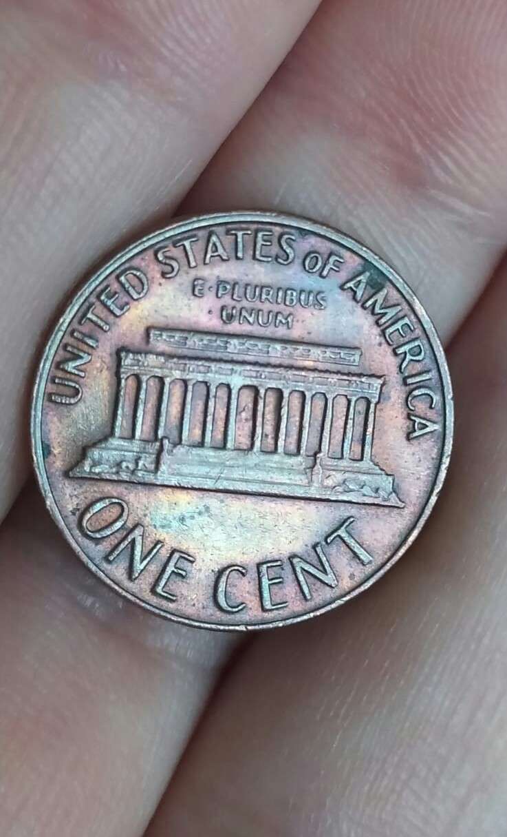 1969-D-No-FG/Floating-Roof-Lincoln-Cent