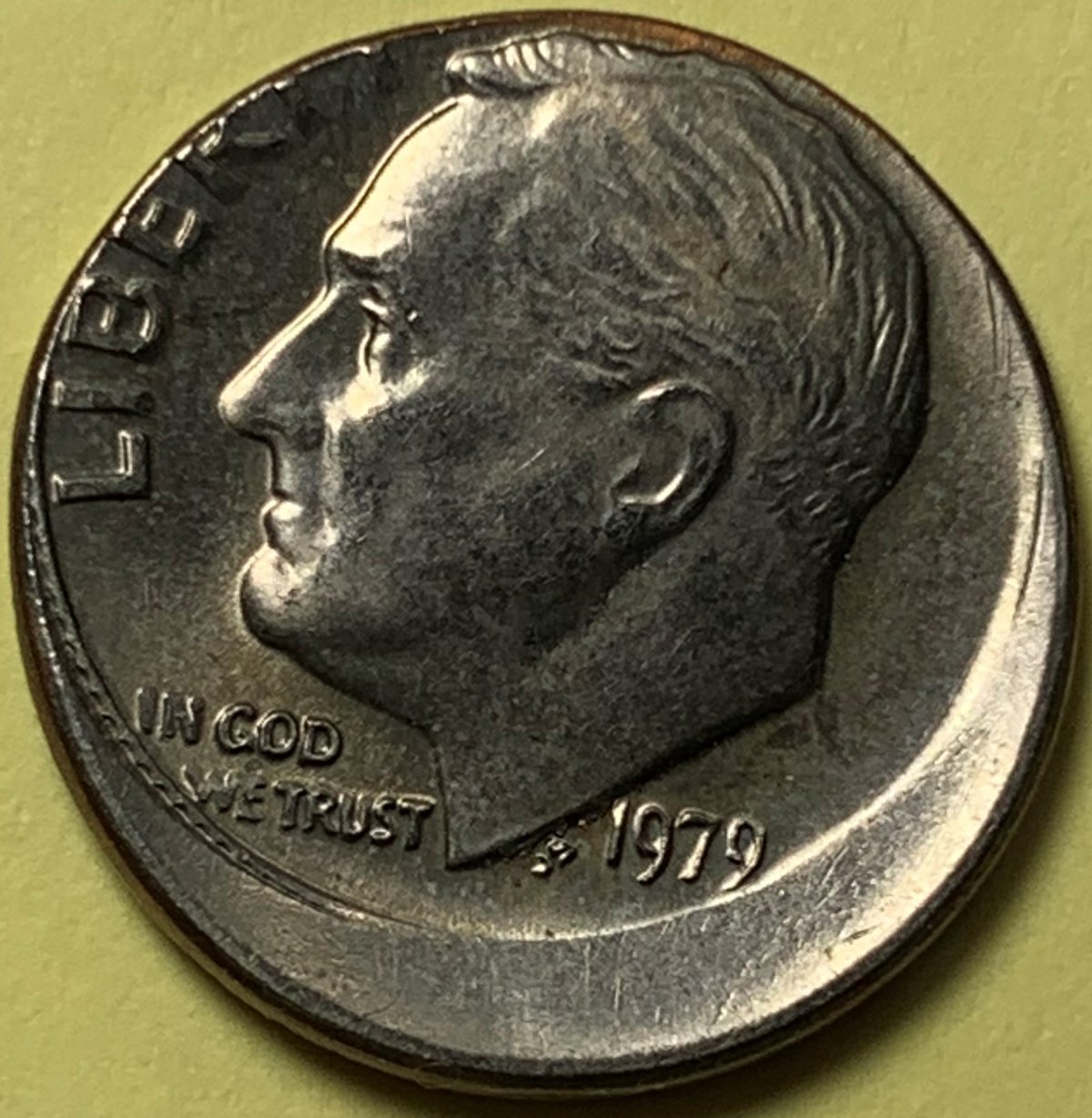 1979-P-Off-Center-10c,-What-Caused-This-Huge-Step-With-Reeding?