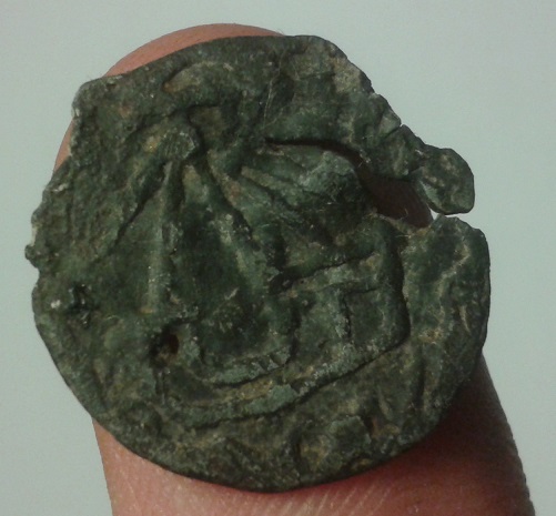 Medieval-Church-Money-For-The-Poor