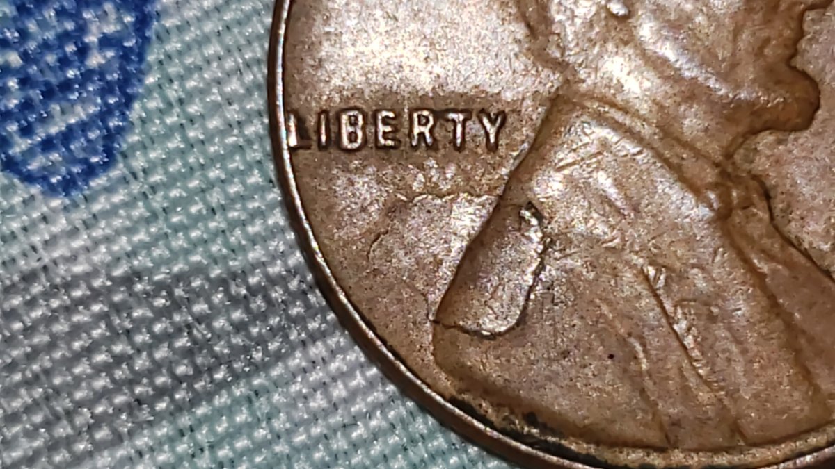 Is-This-Considered-A-Die-Shattered-Variety?-1958-D-Cent