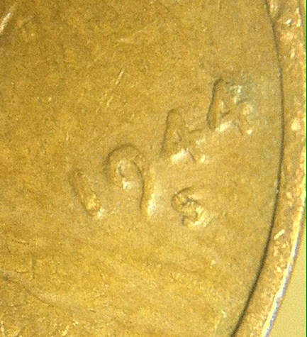 Help!-I-Need-Help-Identifying-This-Super-Weird-And-Rare-DD