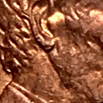 1989-LMC-Question-Below-Earlobe