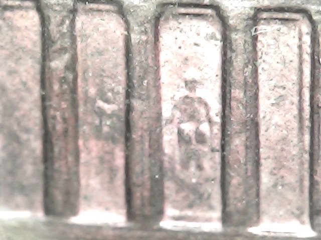 2004-D-Lincoln-Penny-Doubled-Column-Or-Something-Else.-Help