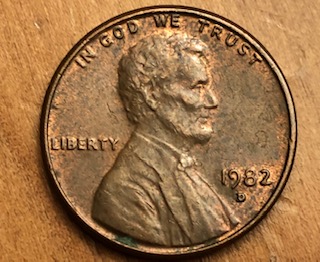 HI-There.-I-Have-A-1982-D-Penny-Looks-Like-Small-Date