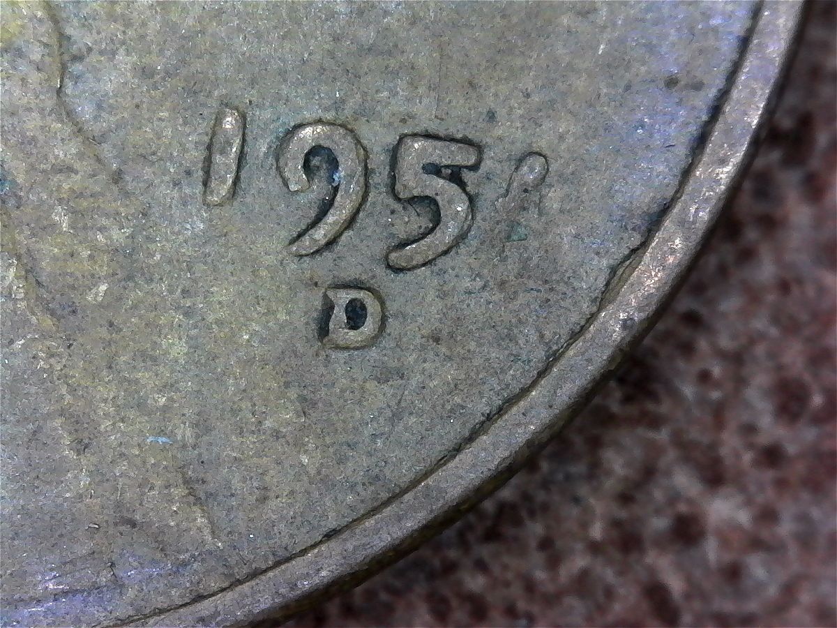 Lincoln-Cent-195?-D-Last-Digit-In-Date-Looks-Like-A-Slant-/