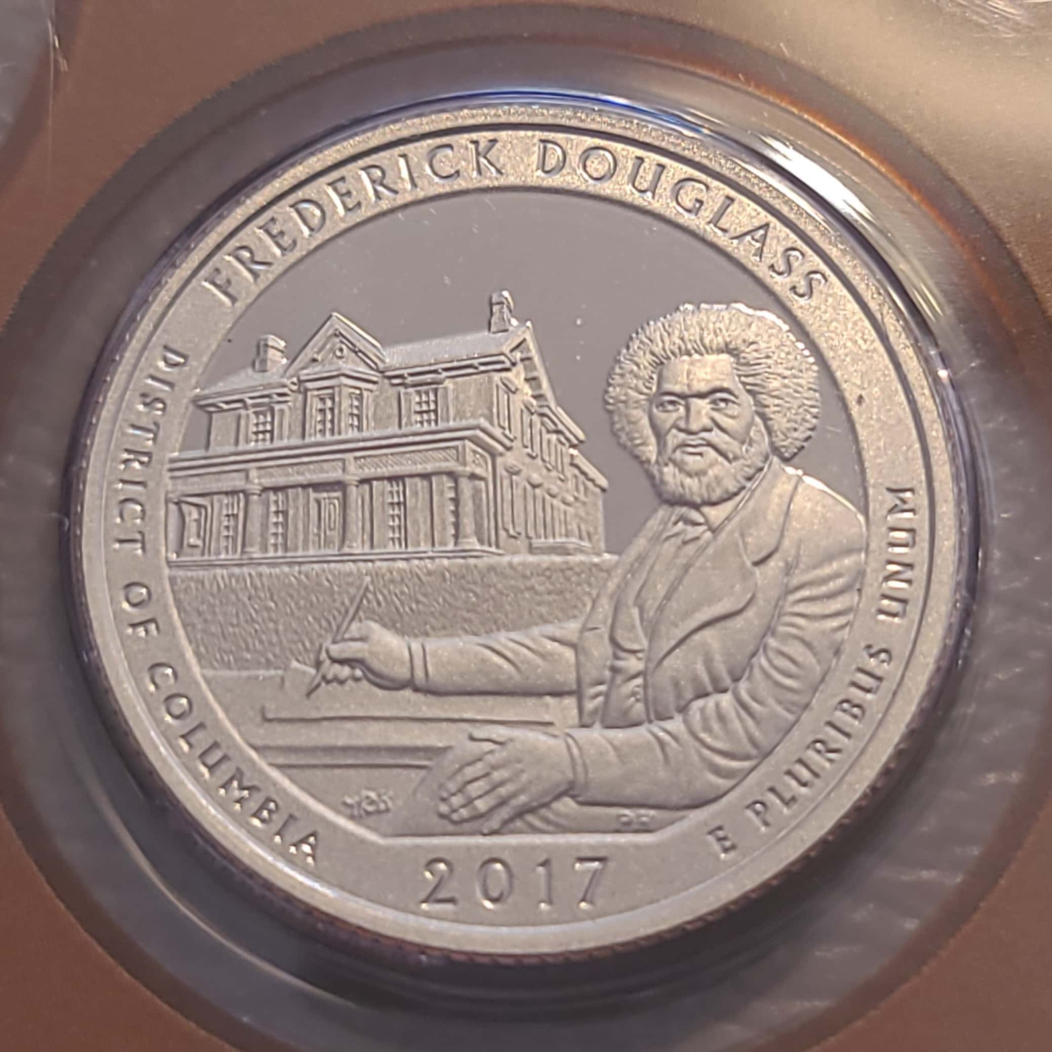 2017-Silver-Proof-Douglass-Quarter---Window-Extending-Into-Column?