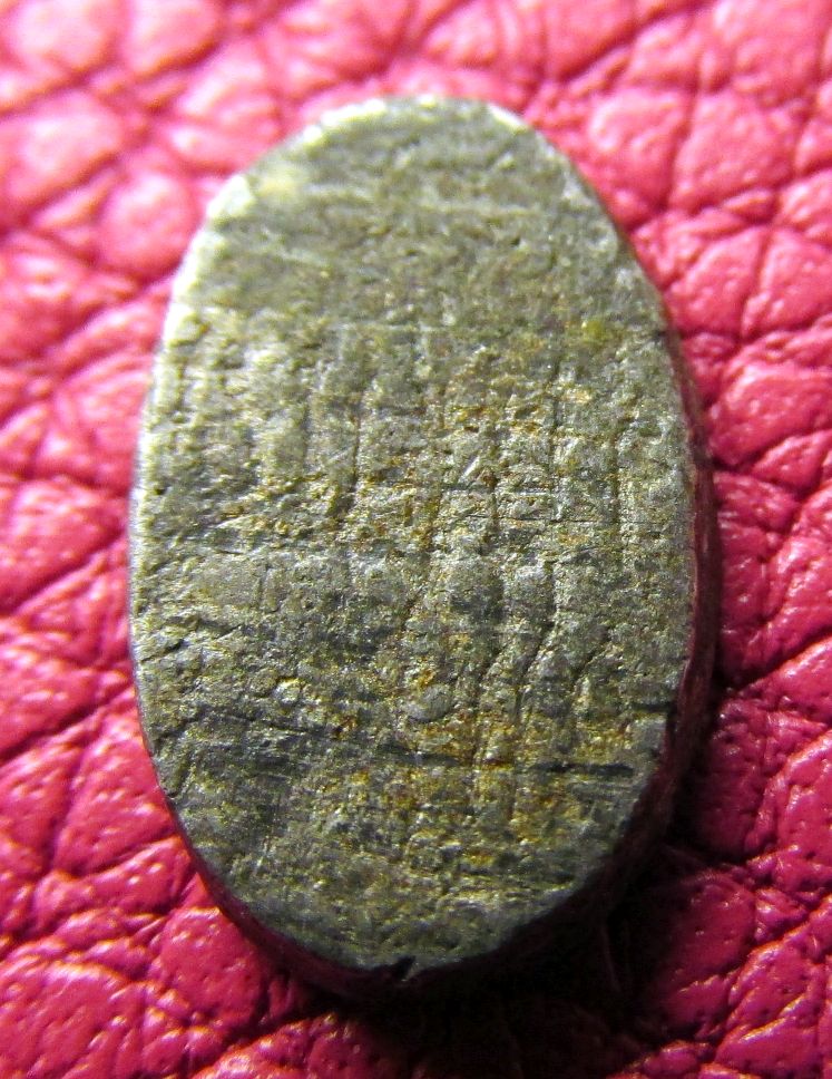 ID-Help---Tiny-Oval-Eagle-&-Hare