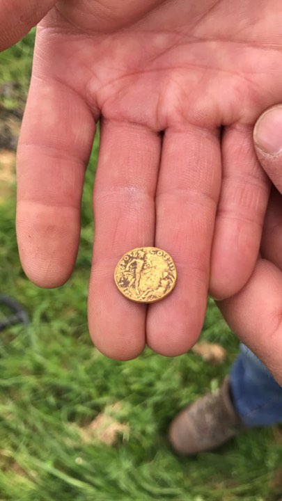 Needing-Help-With-A-Gold--Antoninus-Coin-Recently-Found-Near-Hadrians-Wall