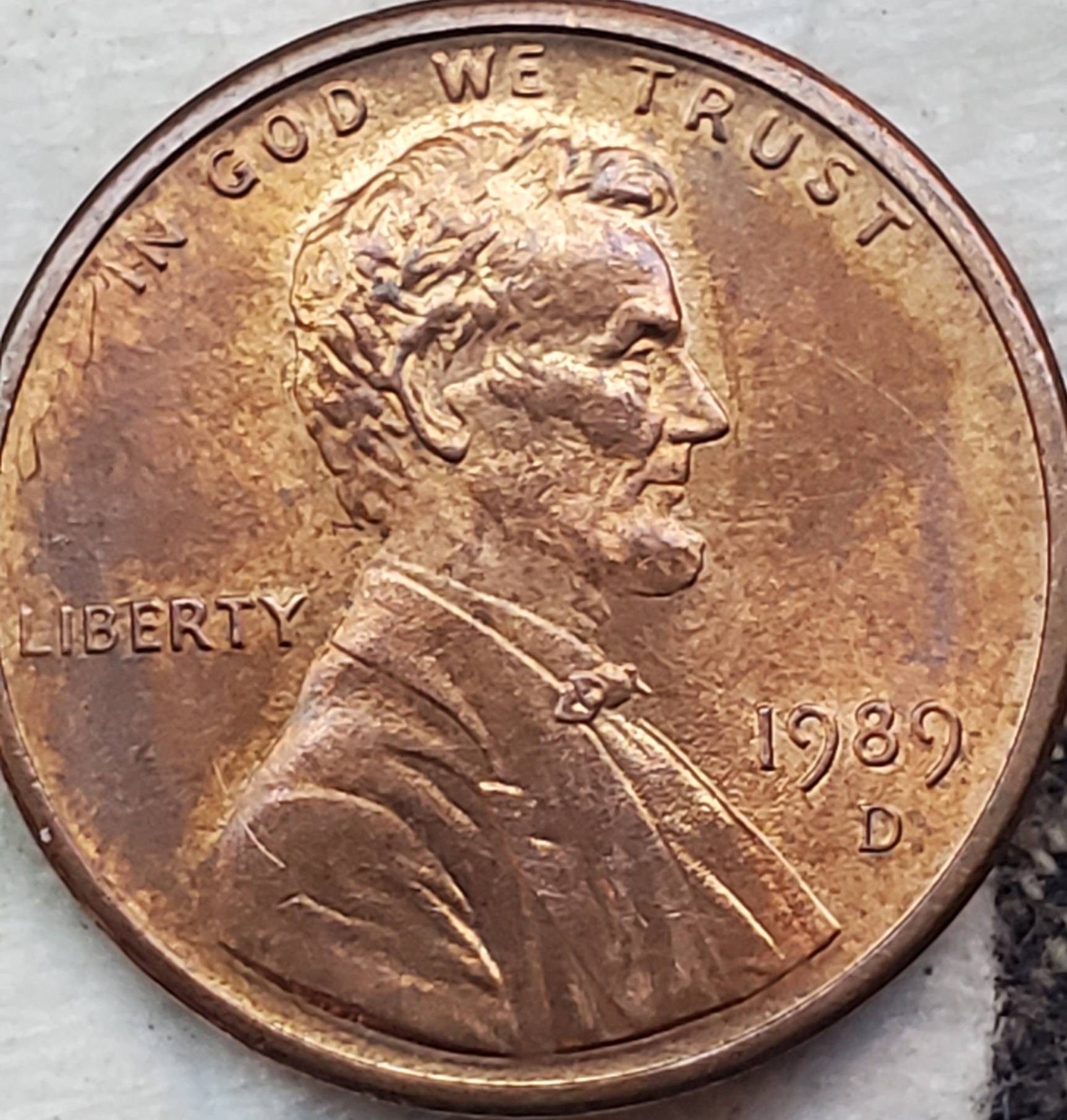 1989-D-Lincoln,-1-DR-007,-Extra-Columns?