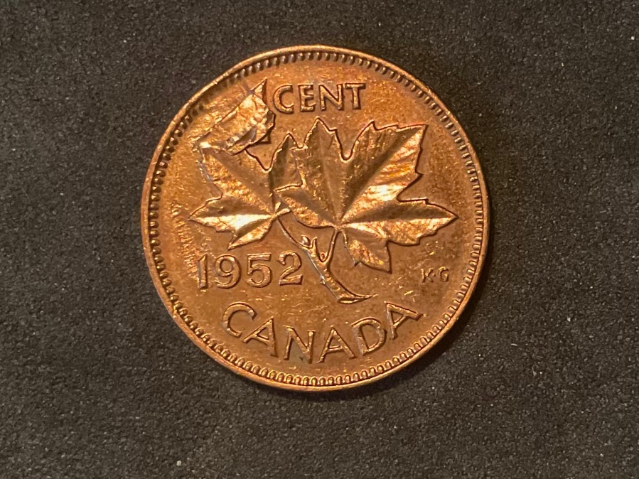 1952-Canadian-Penny-Cud,-Crack-Or-Post-Mint-Damage?