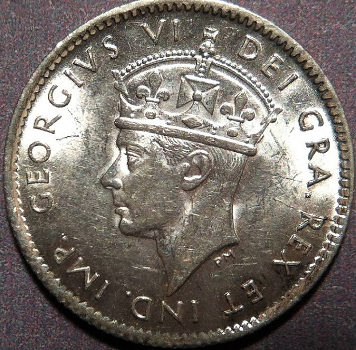 1943--Newfoundland-5-Cent-,-Grade?