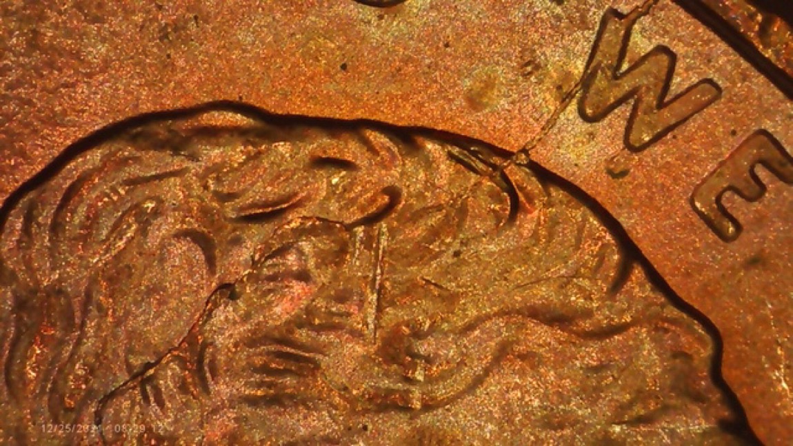 1999-Lincoln-Die-Crack