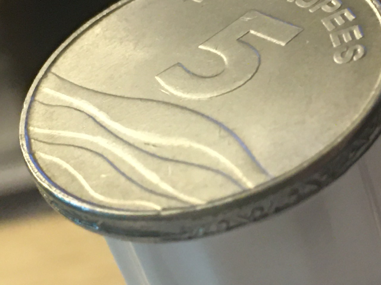 2007-India-5-Rupee-Mule-Or-Fake-Small-Part-Of-Its-Security-Edge-Is-Crude?