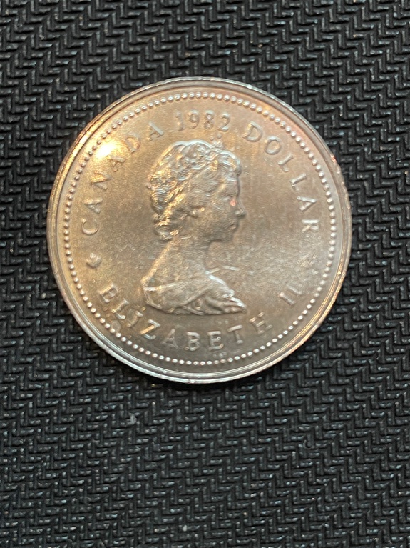 Odd-1982-Canadian-Confederation-Dollar-Coin