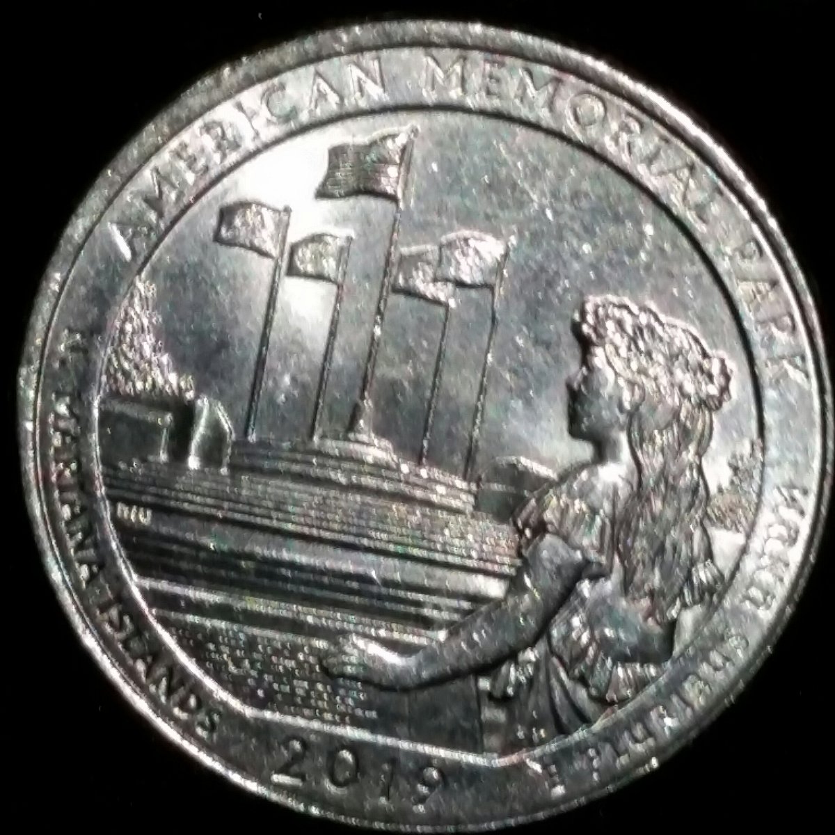 2019-W-Mariana-Islands-State-Quarter-Possible-Extra-Finger?