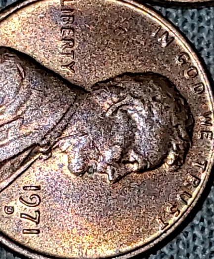 Is-This-Normal-On-A-Penny?-1971-D