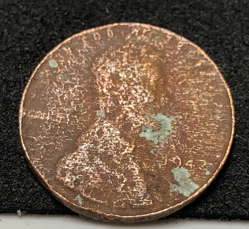1942-Wheat-Penny.-Weight-Is-At-2.3-Grams-But-In-Bad-Shape.