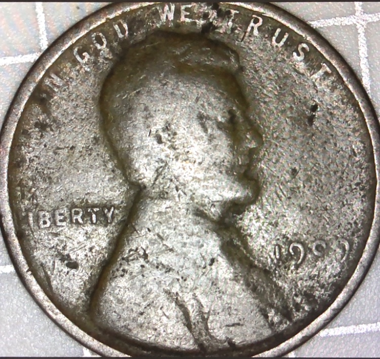 1909-Wheat-Penny.-1909-Very-Visible.-Need-Help-On-Initials.
