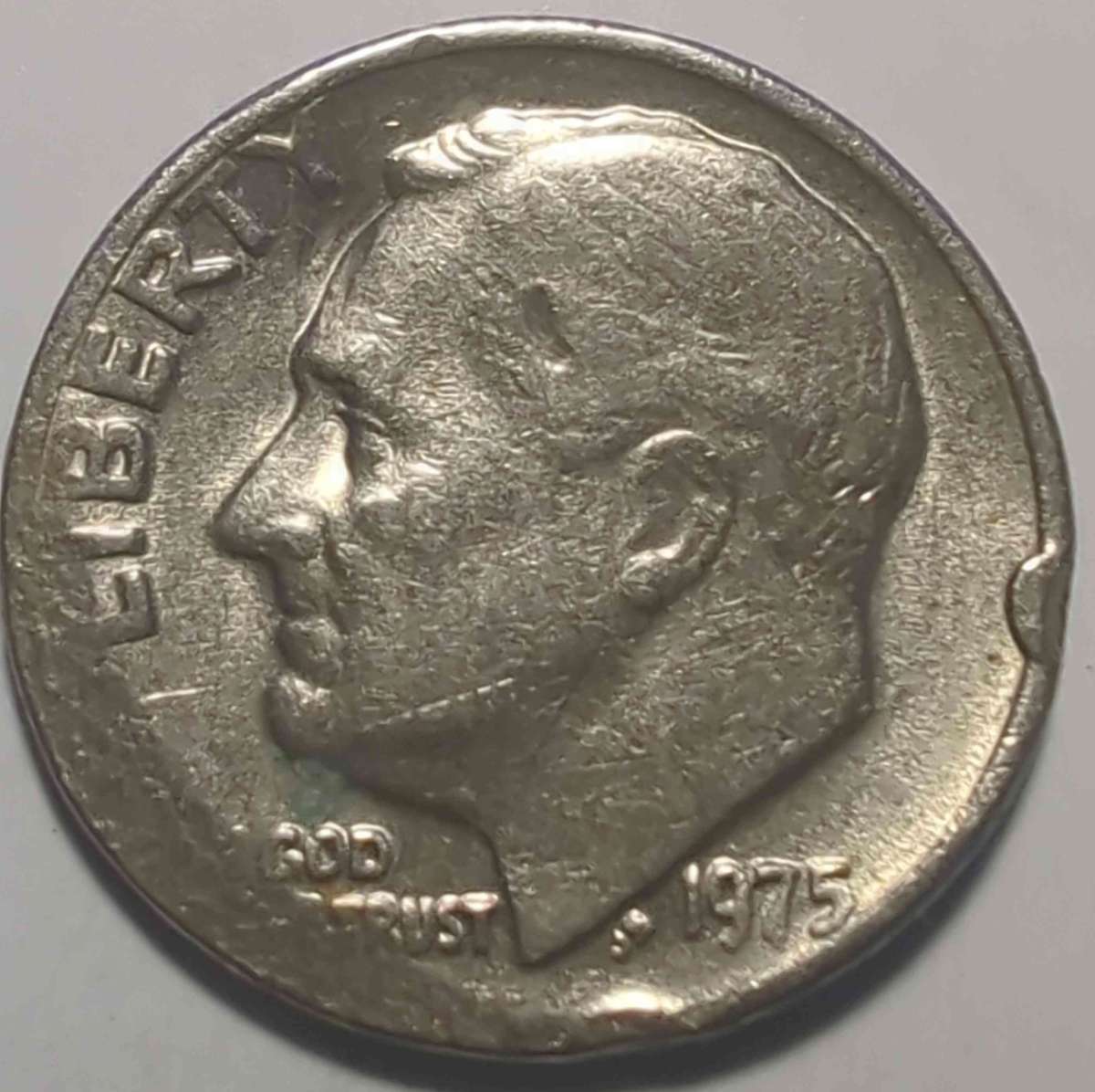 1988-Dime-1975-Dime-Damage?-Or-Mint-Errors-?--Newbie-Here
