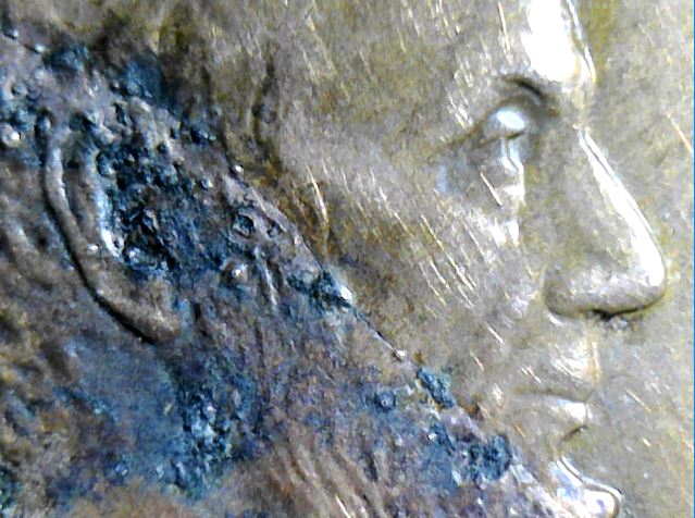 1998-D-LMC-Die-Crack-/-Chip-/-Gas-Bubbles?