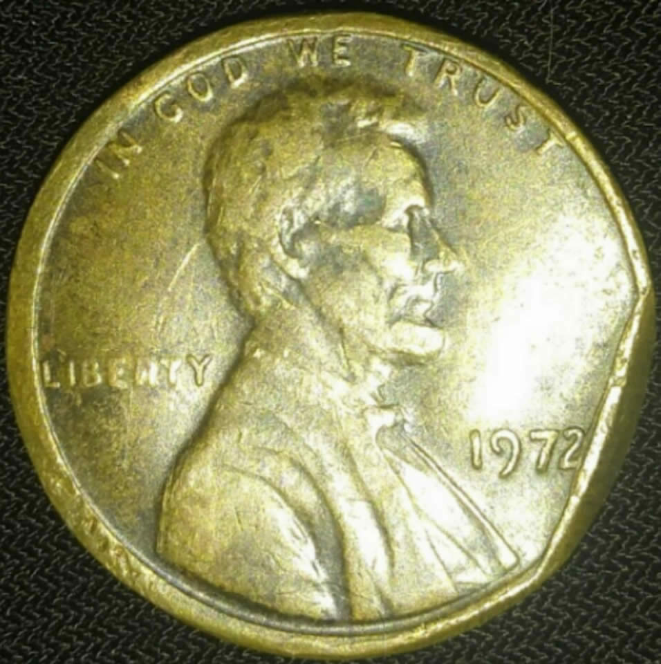 1972-Lincoln-Cent.-Need-Info-On-The-Damage-See-In-The-Pictures