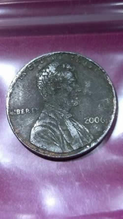 2006-Lincoln-Penny.-Material-Error-?