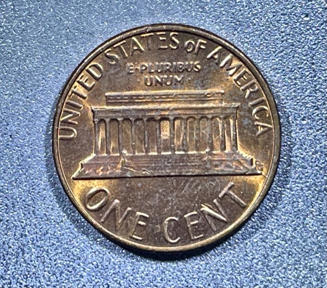 1982-Lincoln-Penny-W/-Die-Cracks