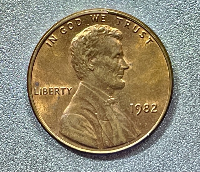 1982-Lincoln-Penny-Die-Cracks,-Rim-Error
