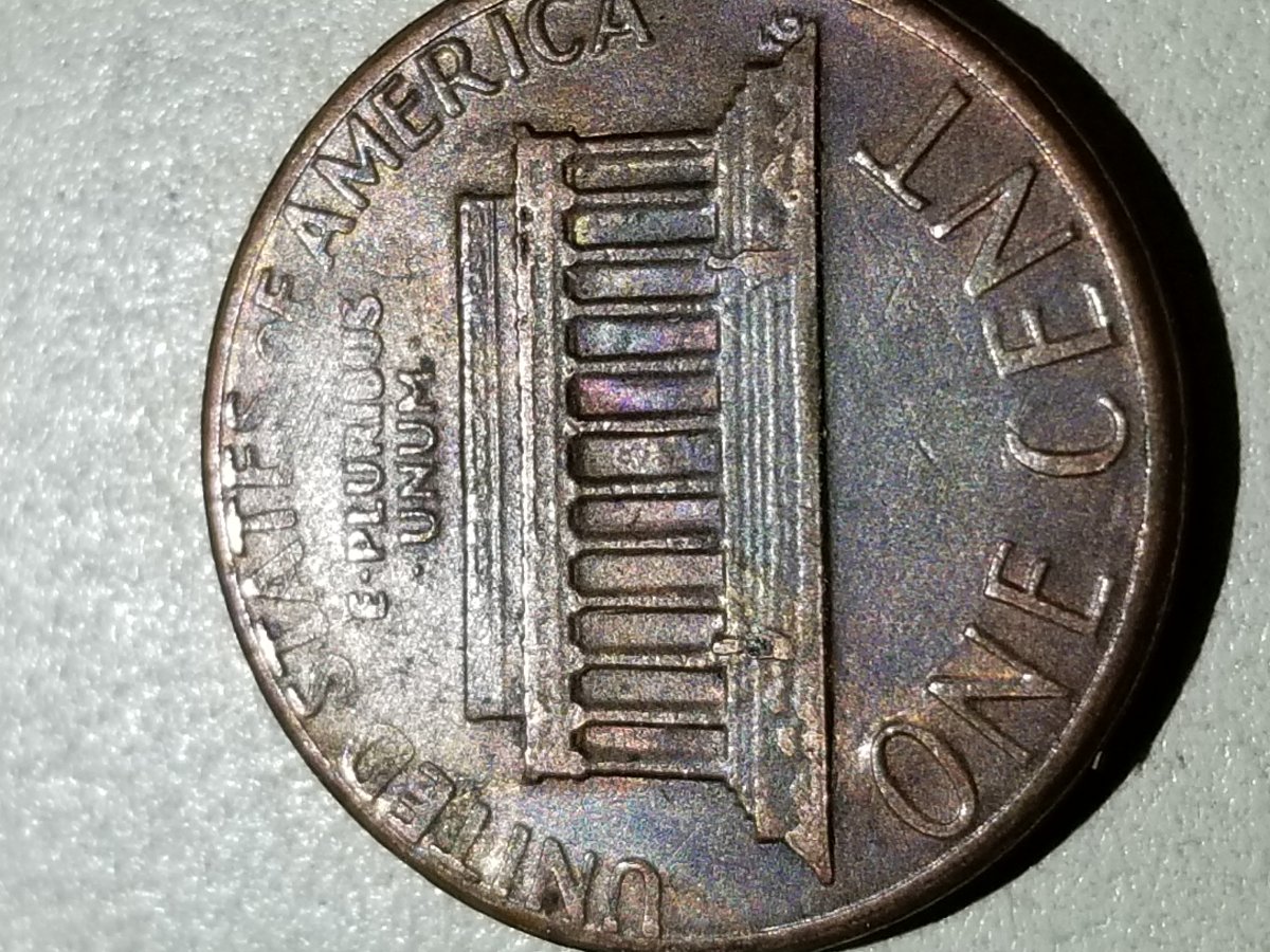Spenders-Or-Sellers?