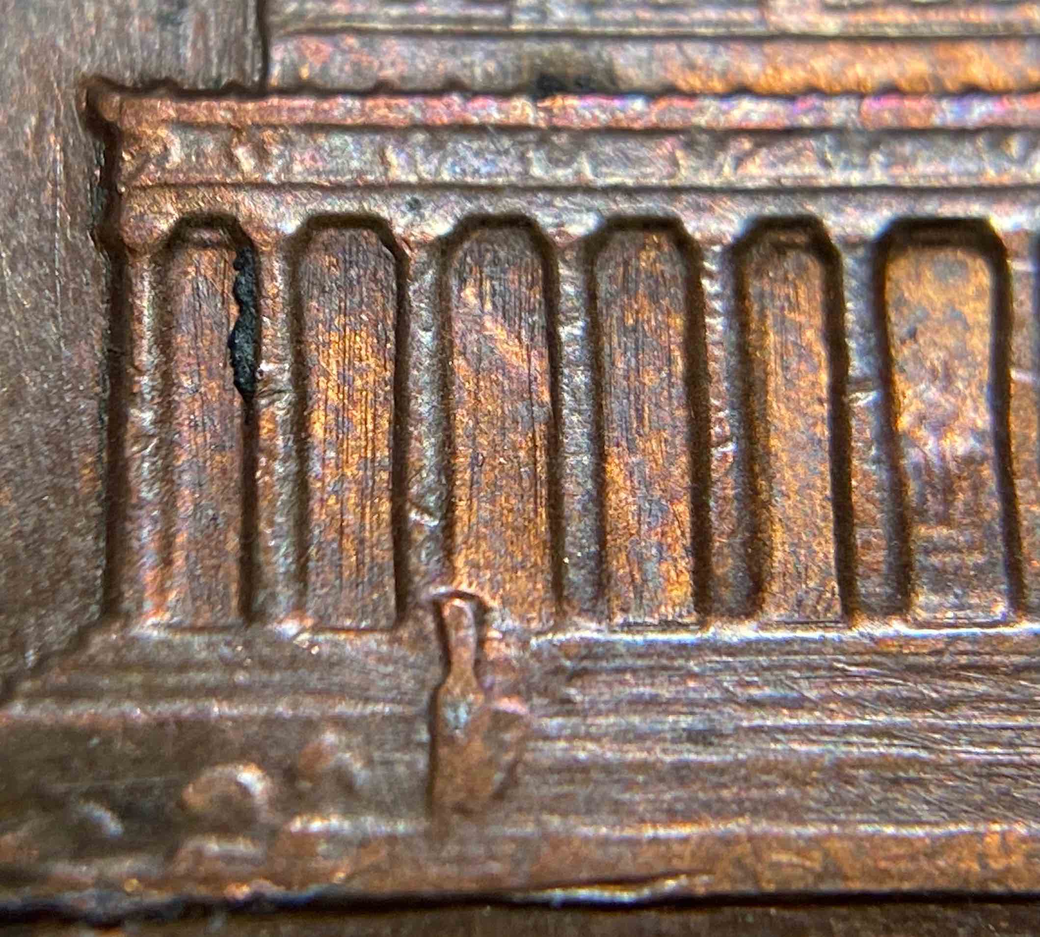 1983-Lincoln-Memorial-Cent--DDO-002-FS-102-And-Off-Center