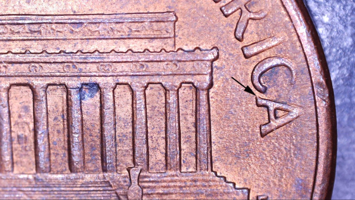 1989-LMC-Showing-DDR-With-Epu,-Initials-And-One-Cent,1989-1�-WDDR-011