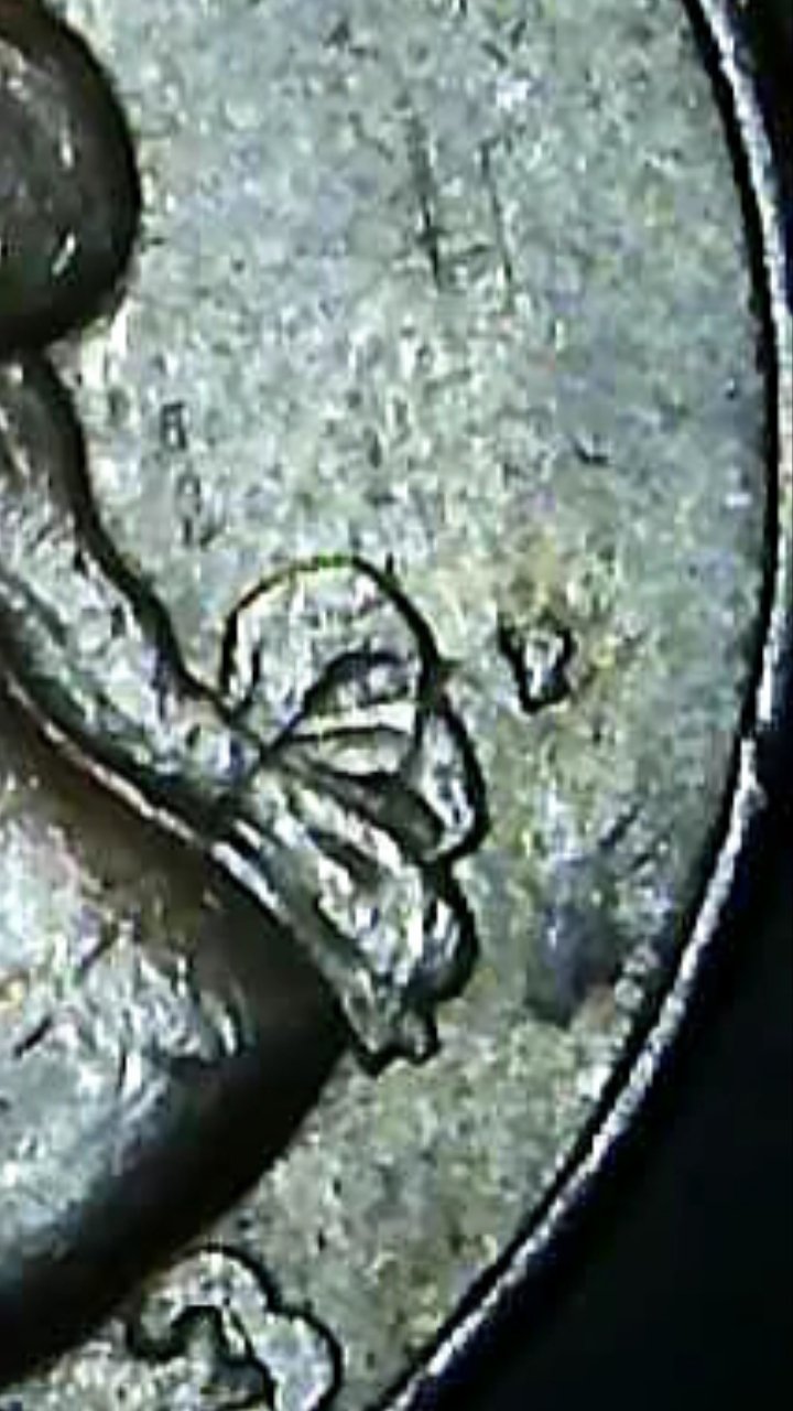 1983-P-Washington-Quarter.-Spitting-Eagle?-Shifted-Mint-Mark