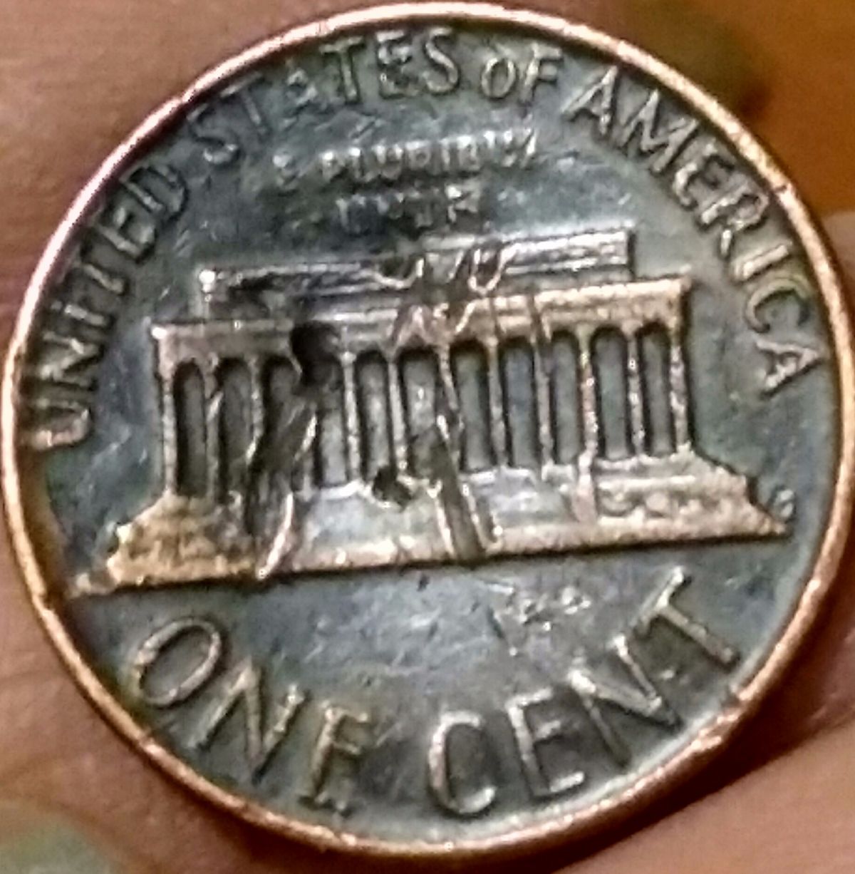 1978-D-Penny-Looks-Like-DD-Face-?