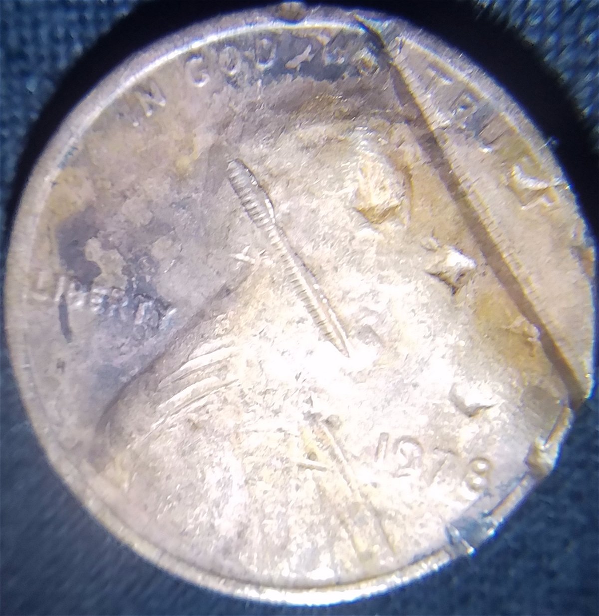 1978-Cent-With-Weird-Damage.--Need-Help-Please.