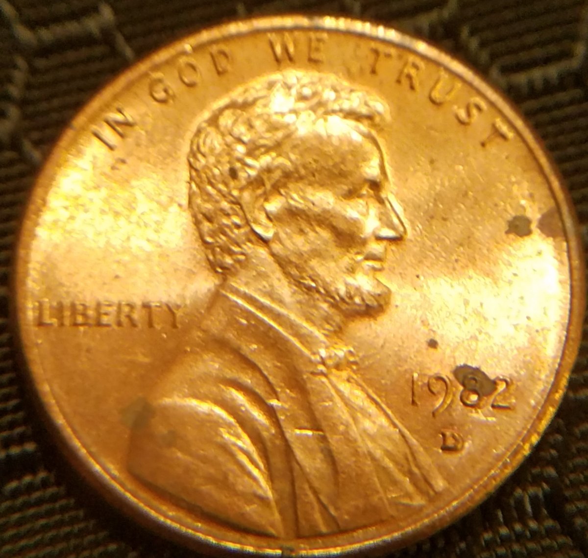 1982-D-Small-Date-Cent-Gah-Forbid-Me-To-Say-It's-Doubling-On-The-Reverse