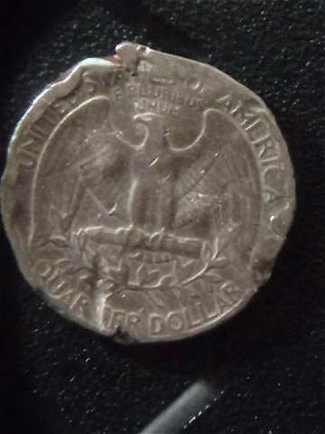 1982-D-Quarter-Damage-Or-Error?