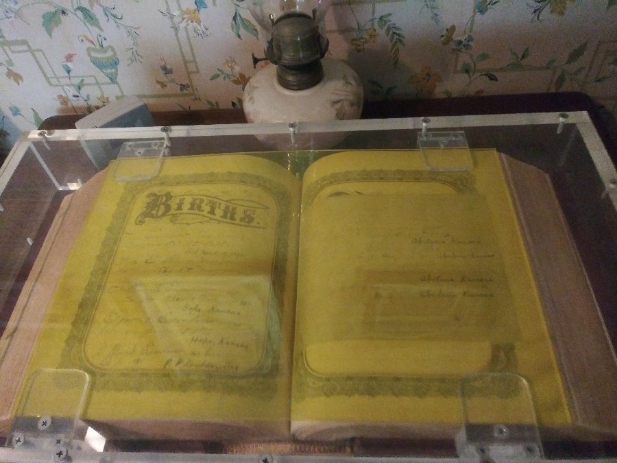 President-Dwight-D.eisenhower-Boyhood-Home-Ect.-Picture-Heavy