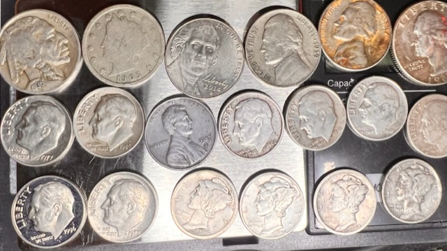 Help-Identifying-A-Unique-Looking-1987-D-Lincoln-Penny