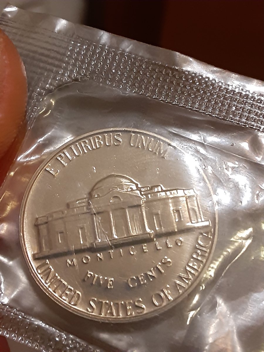 Can-Someone-Help-Me-Out-Please?-I-Have-A-1964-Jefferson-Nickel-No-Scratch-M