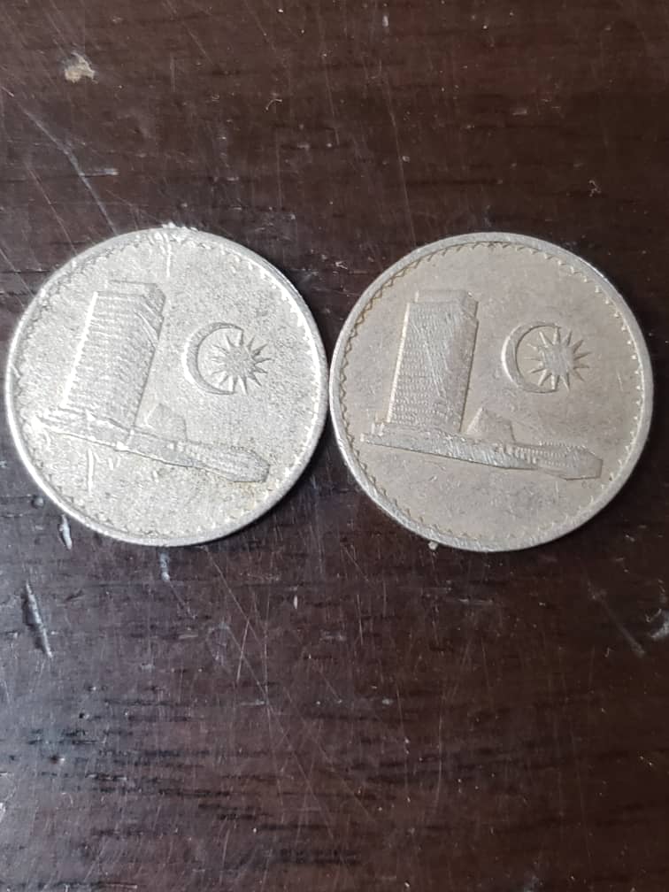 Is-This-Coin-Wrongly-Placed-Into-A-Pure-100-%-Nickel-Planchet?