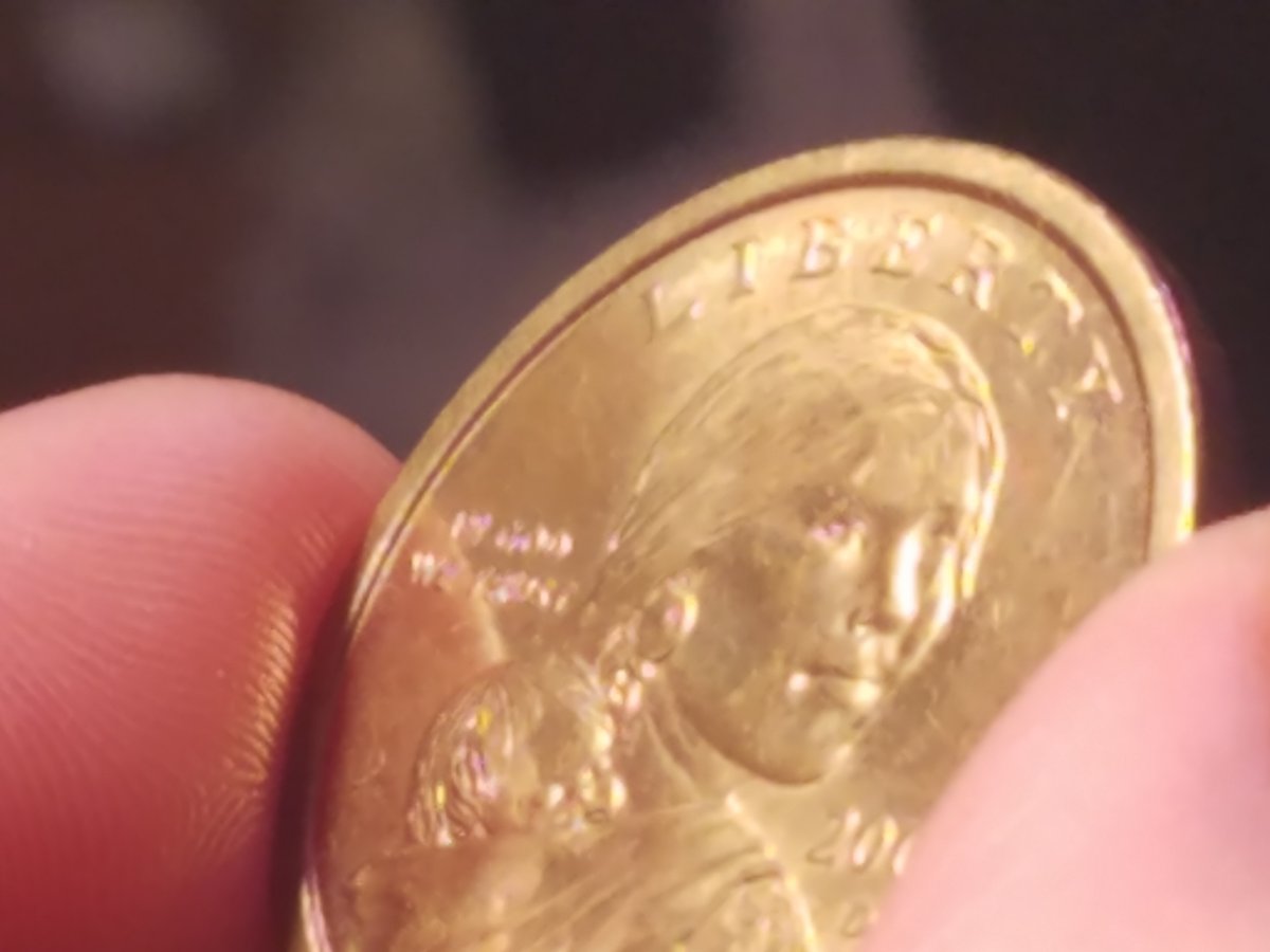 2000-D-Sacagawea-Dollar-Coin-Hologram
