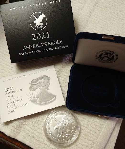 American-Eagle-2021-One-Ounce-Silver-Uncirculated-Coin-21egn
