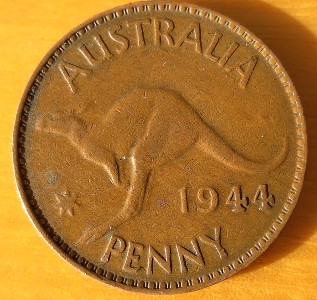 1944-Australian-Penny-No-Dot-And-Possible-Lamination-Error