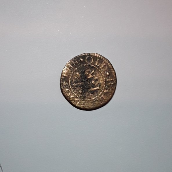 Help-Please,-Anyone-Know-This-Coin?